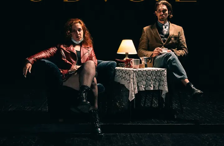 Karantin u dvoje, scene 1